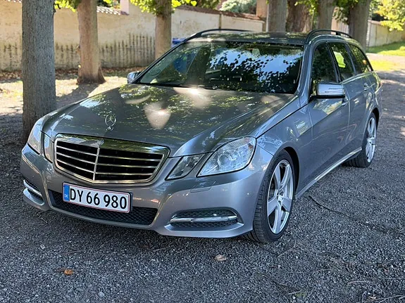 Mercedes-Benz E200
