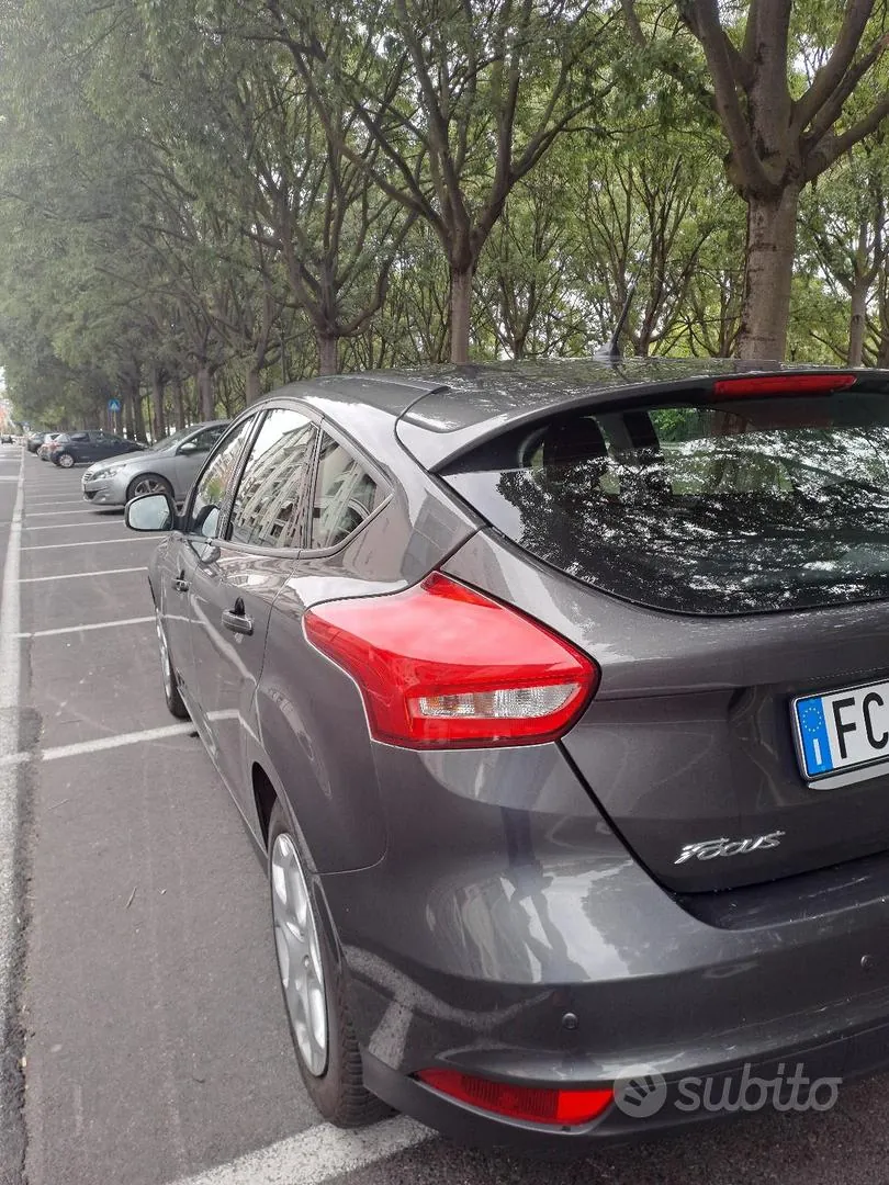 Ford Focus 2016 photo 2