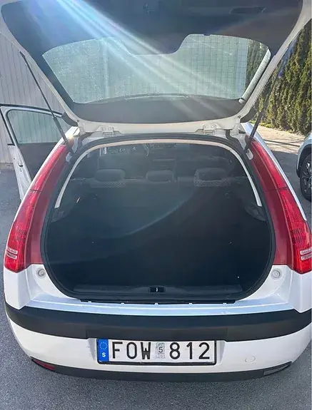 Citroen C4 2007 photo 3
