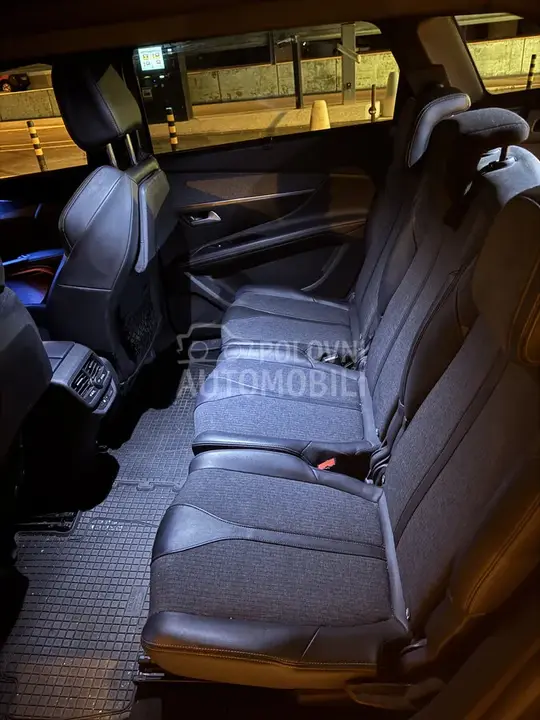 Peugeot 5008 2018 photo 5