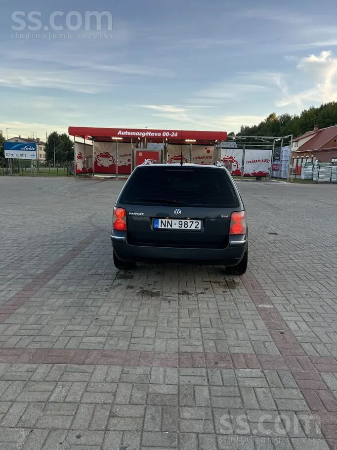 Volkswagen Passat 2002 photo 3