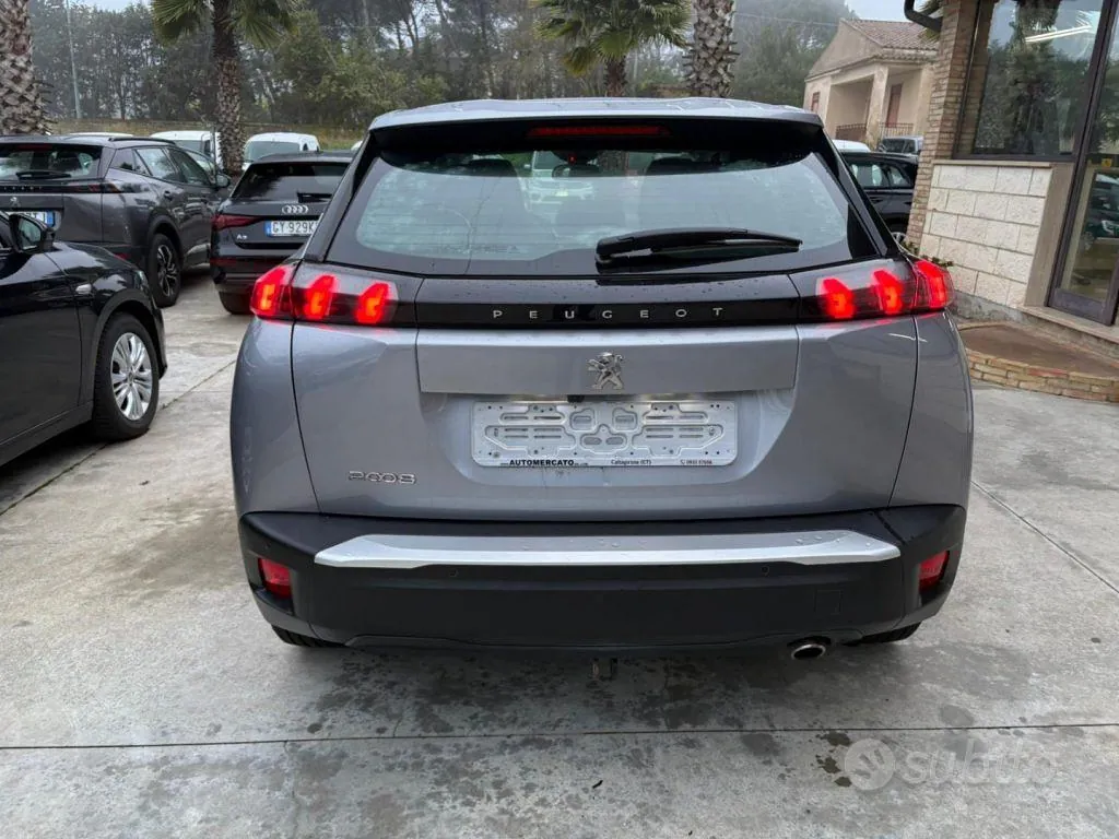 Peugeot 2008 2021 photo 5