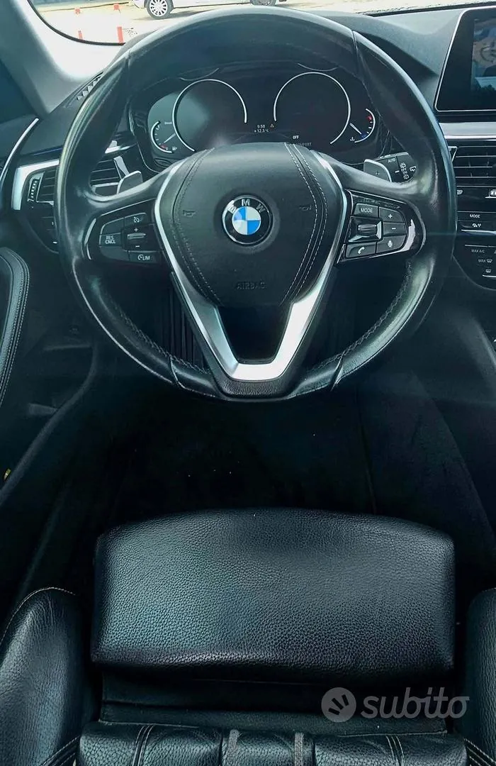 BMW 5 Series 2018 photo 5