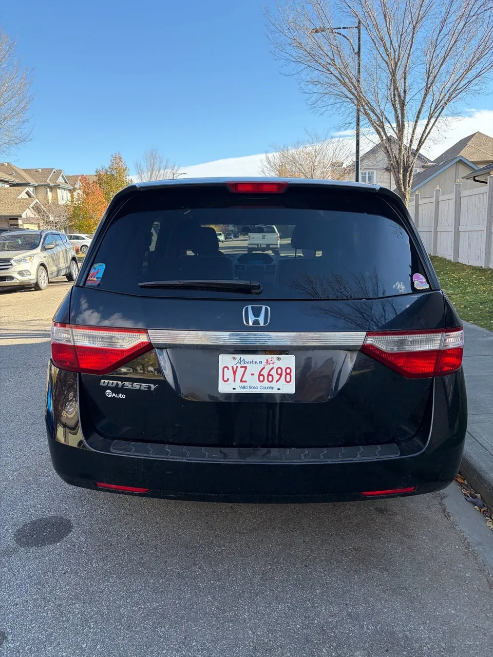 Honda Odyssey 2012 photo 2