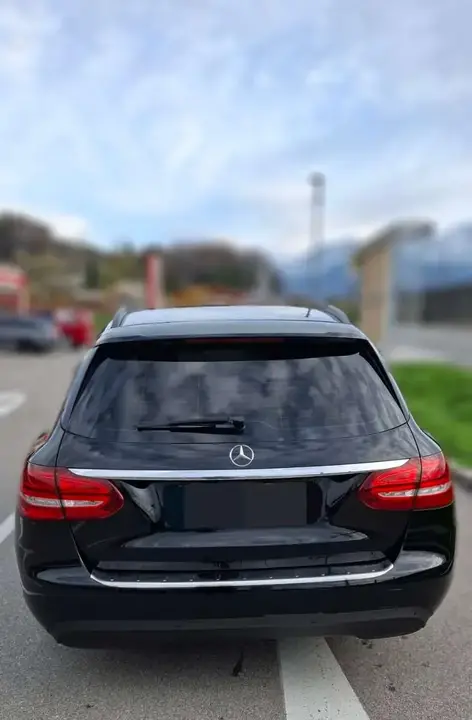 Mercedes-Benz C-Class 2017 photo 3