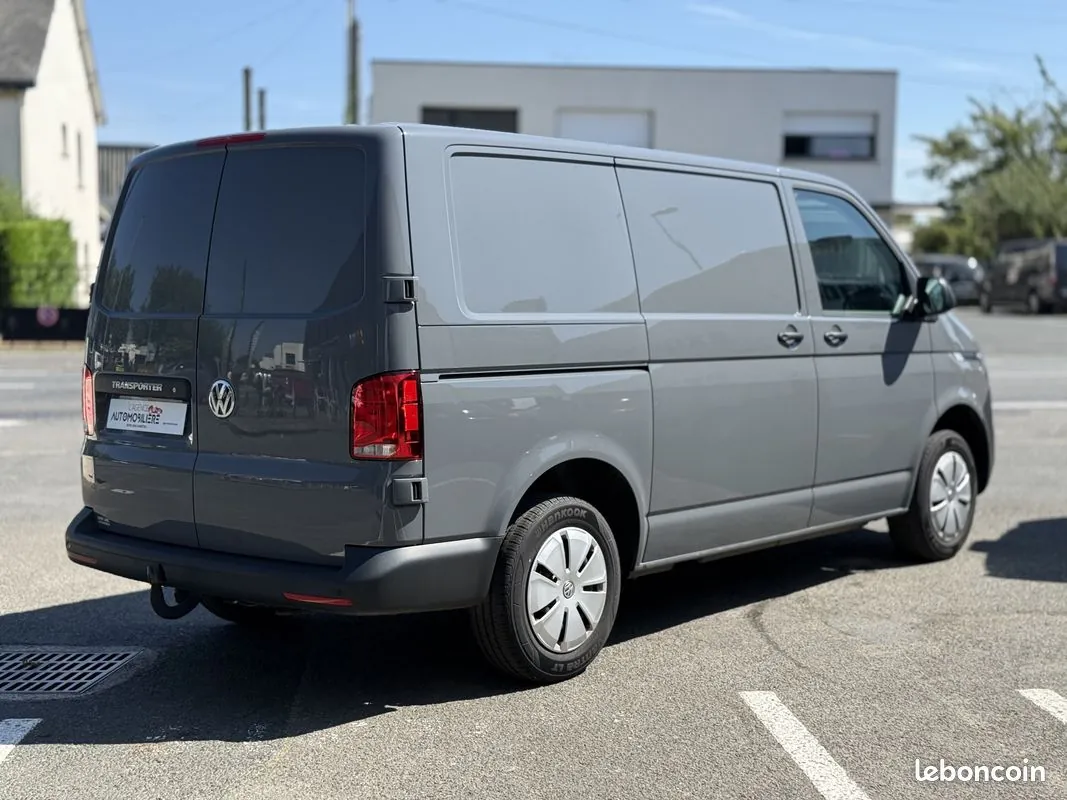 Volkswagen Transporter 2024 photo 5