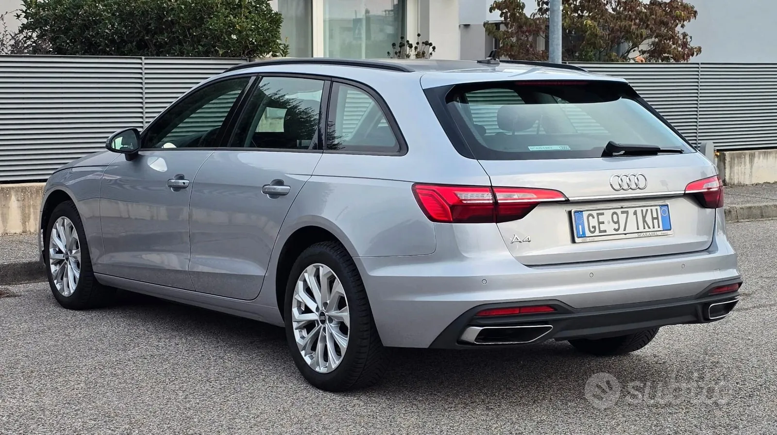Audi A4 Avant 2021 photo 3