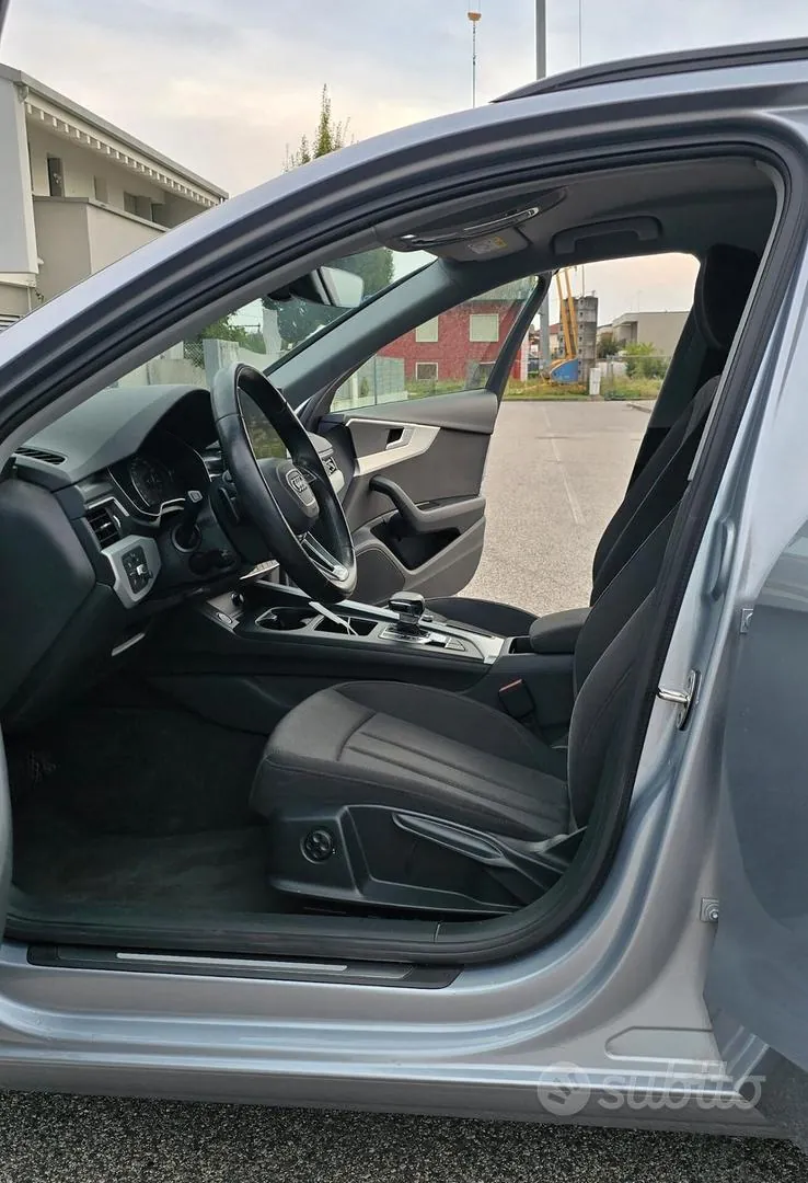 Audi A4 Avant 2021 photo 5