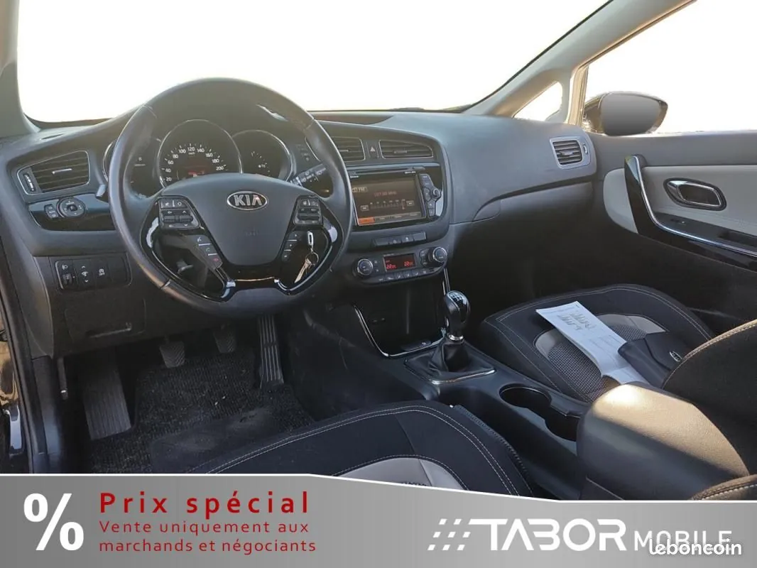Kia Ceed 2014 photo 5