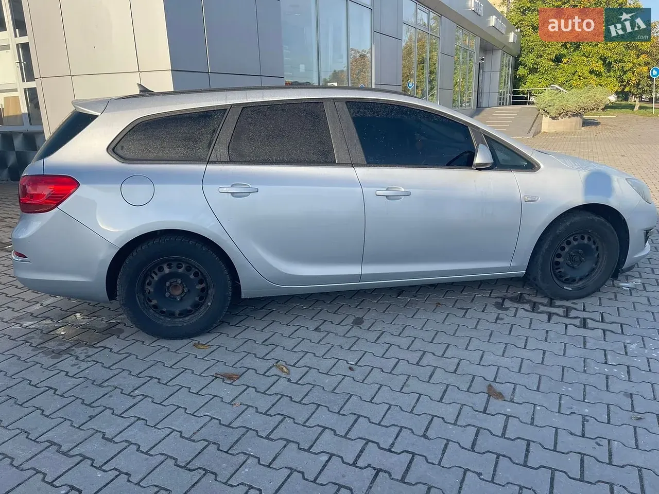 Opel Astra 2012 photo 3