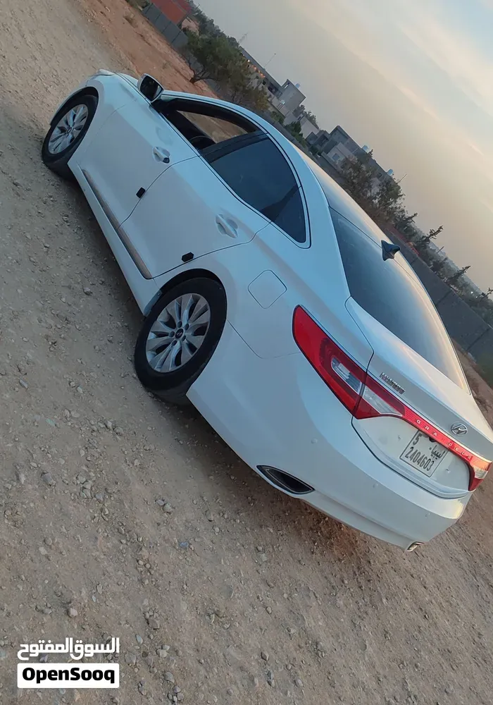 Hyundai Azera 2012 photo 4
