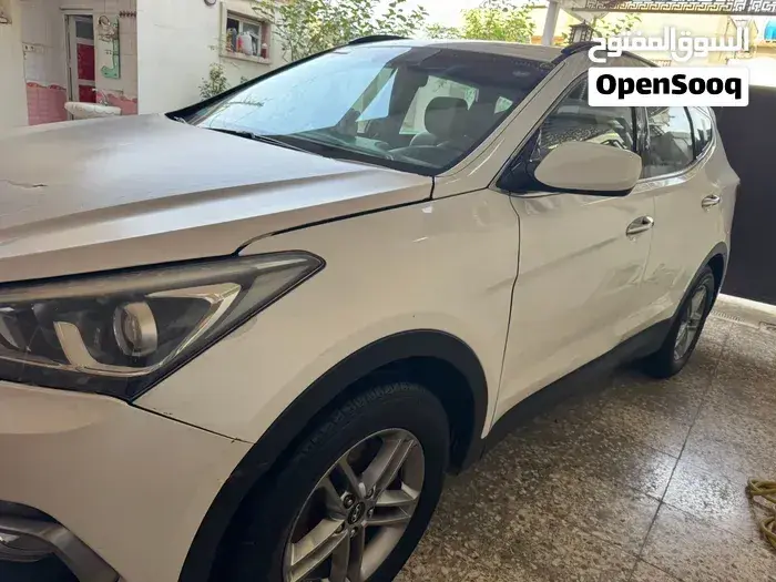 Hyundai Santa Fe 2017 photo 4
