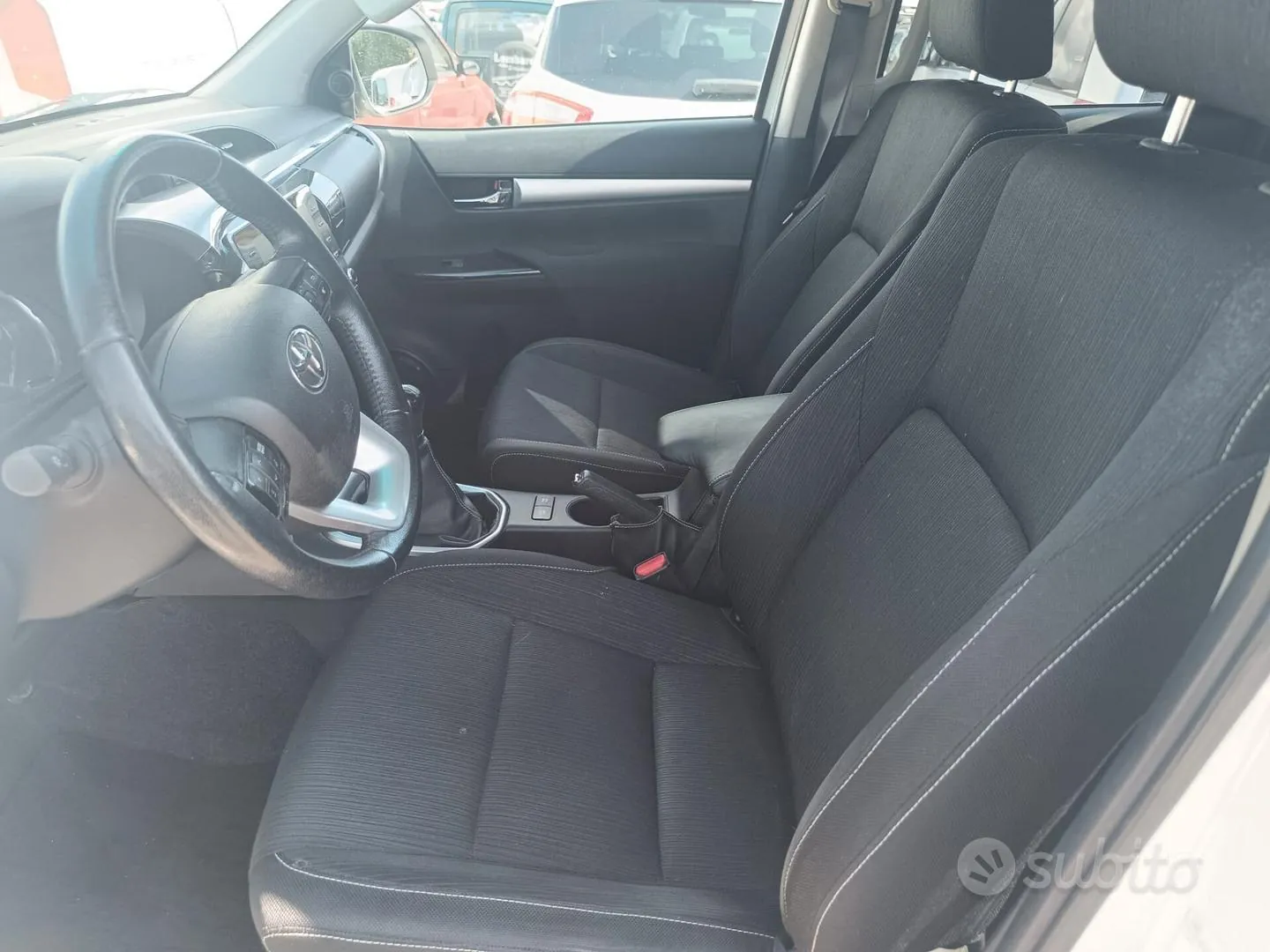 Toyota Hilux 2021 photo 3