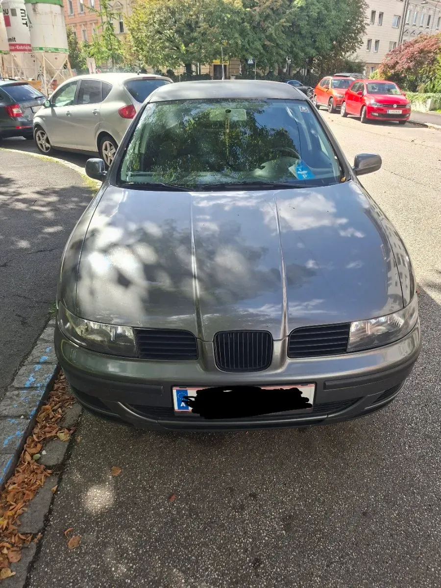 Seat Toledo 2003 photo 2