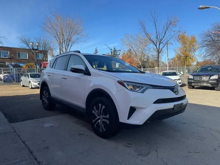Toyota Rav4 2017 photo 4