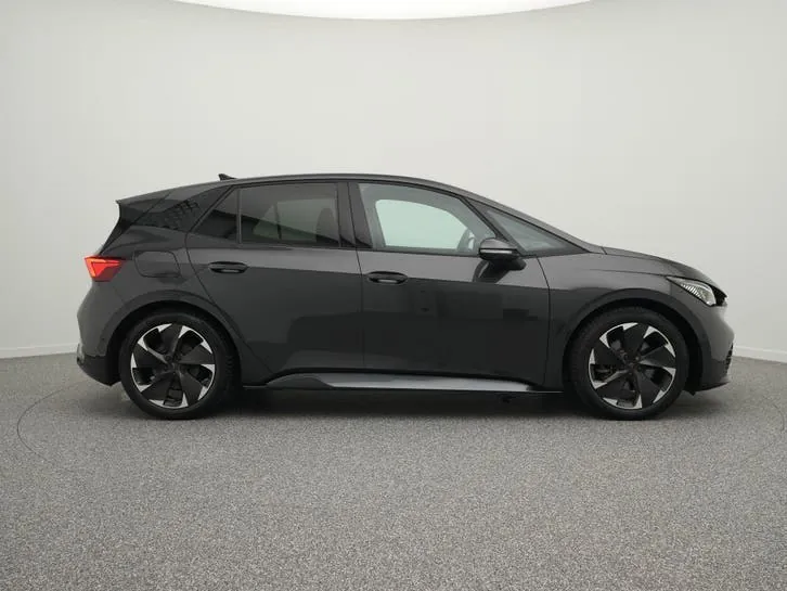 Cupra Born 2023 photo 2