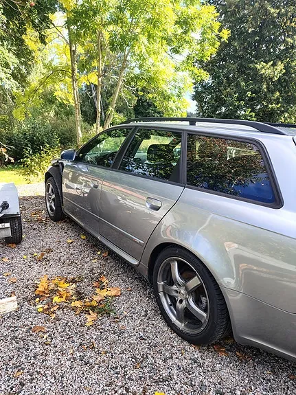 Audi A4 2008 photo 2