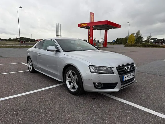 Audi A5 2009 photo 2
