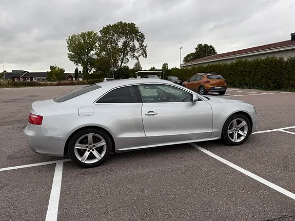 Audi A5 2009 photo 3