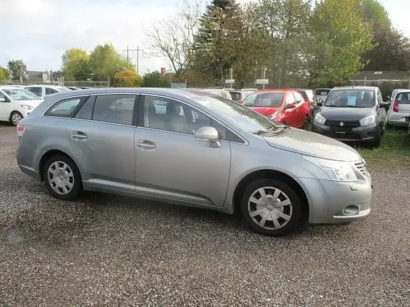 Toyota Avensis 2009 photo 3