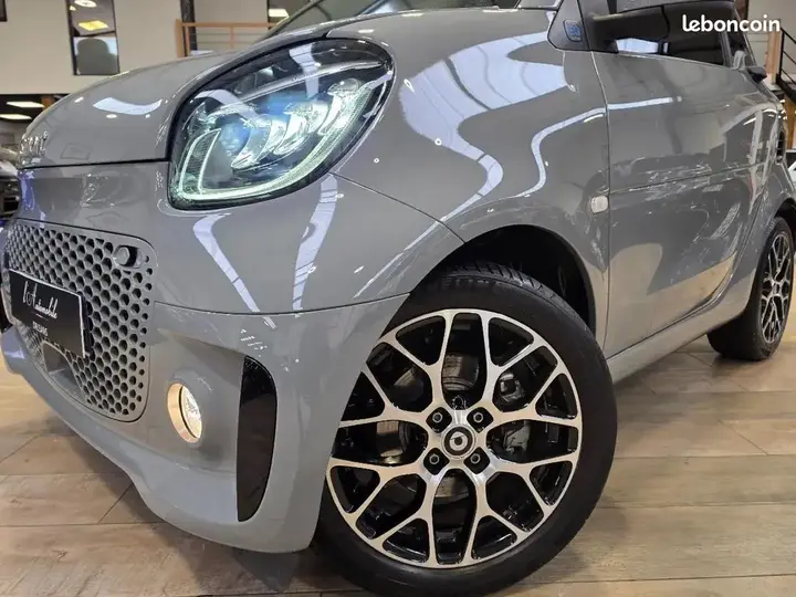 Smart Fortwo 2022 photo 2