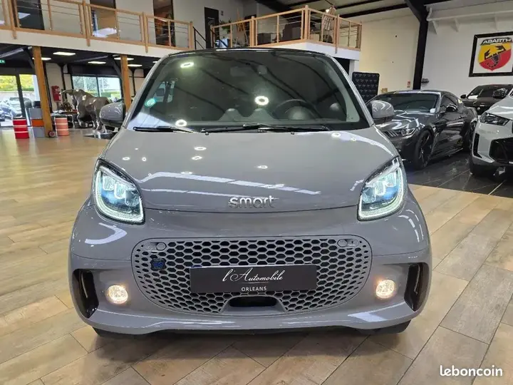 Smart Fortwo 2022 photo 3