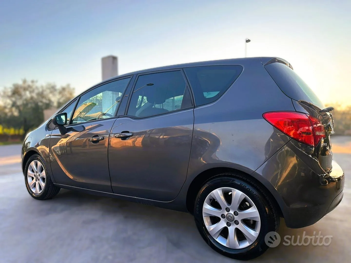 Opel Meriva 2012 photo 4