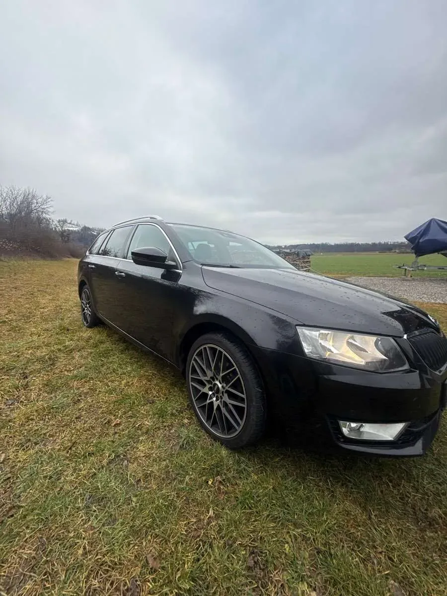 Skoda Octavia 2015 photo 3