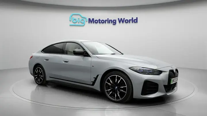 BMW I4 2022 photo 2