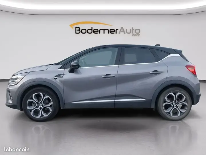 Renault Captur 2024 photo 2