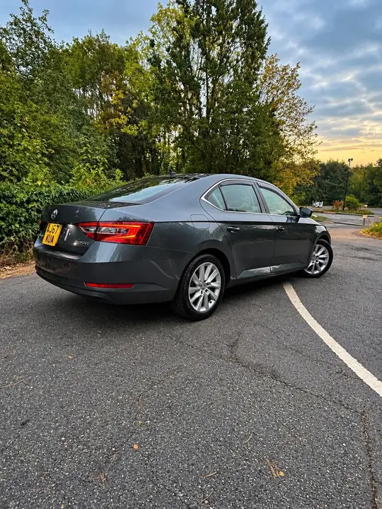 Skoda Superb 2017 photo 3