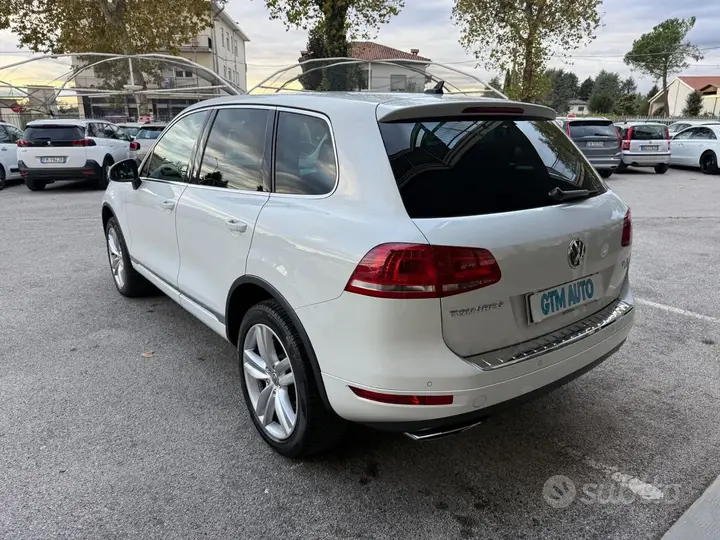 Volkswagen Touareg 2014 photo 4