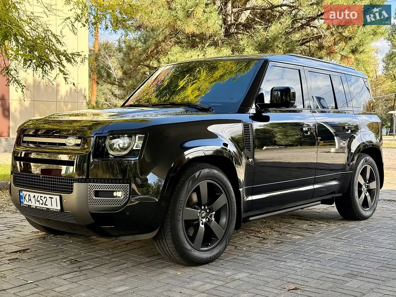 Land Rover Defender
