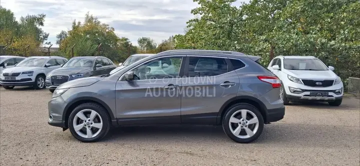 Nissan Qashqai 2015 photo 2