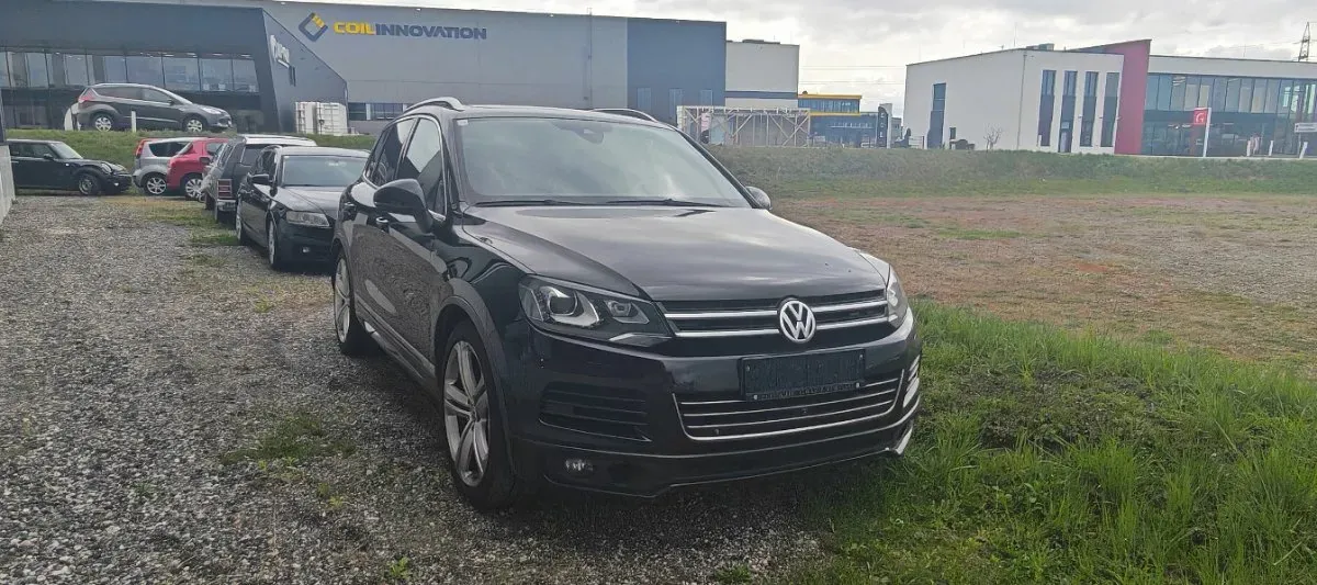 Volkswagen Touareg 2013 photo 2