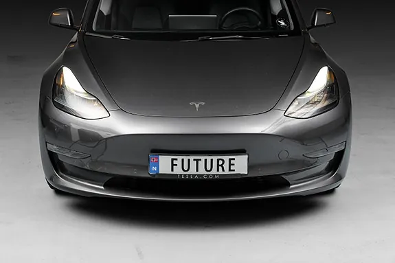 Tesla Model 3 2022 photo 4