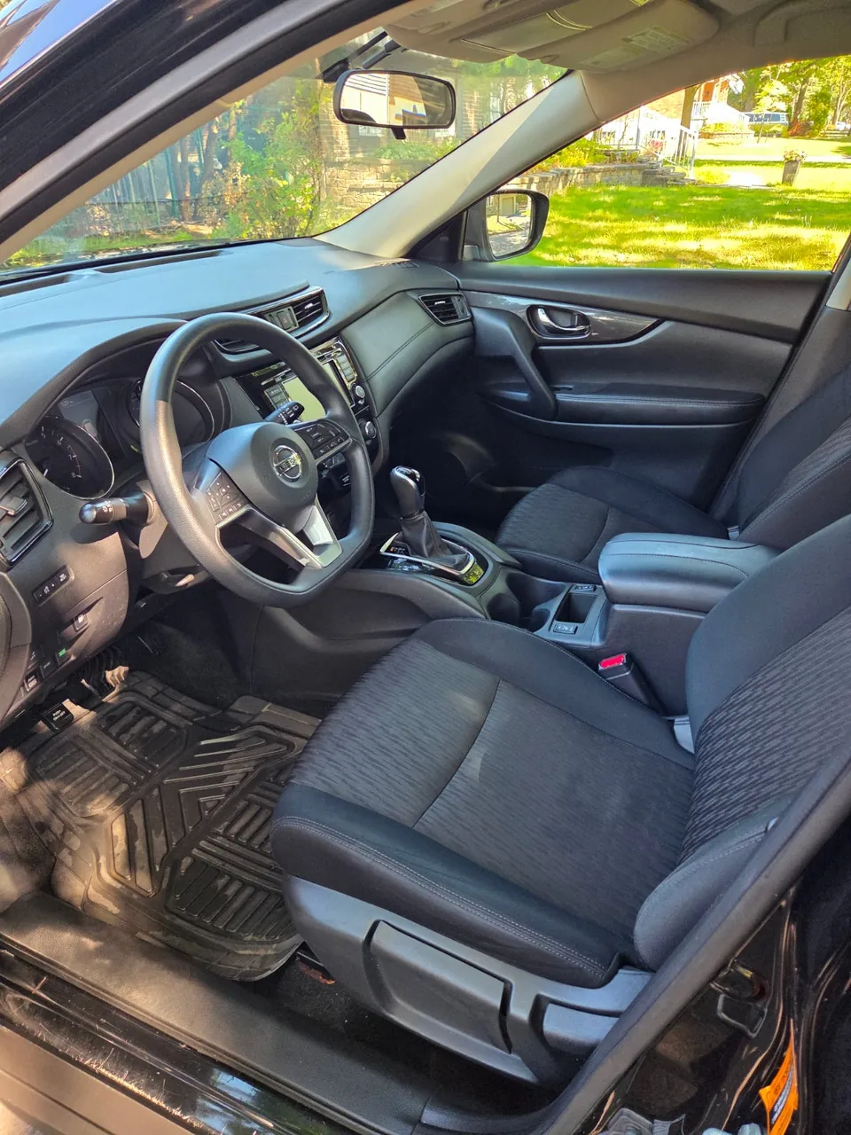 Nissan Rogue 2018 photo 3
