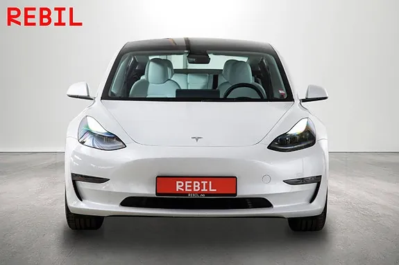 Tesla Model 3 2023 photo 3