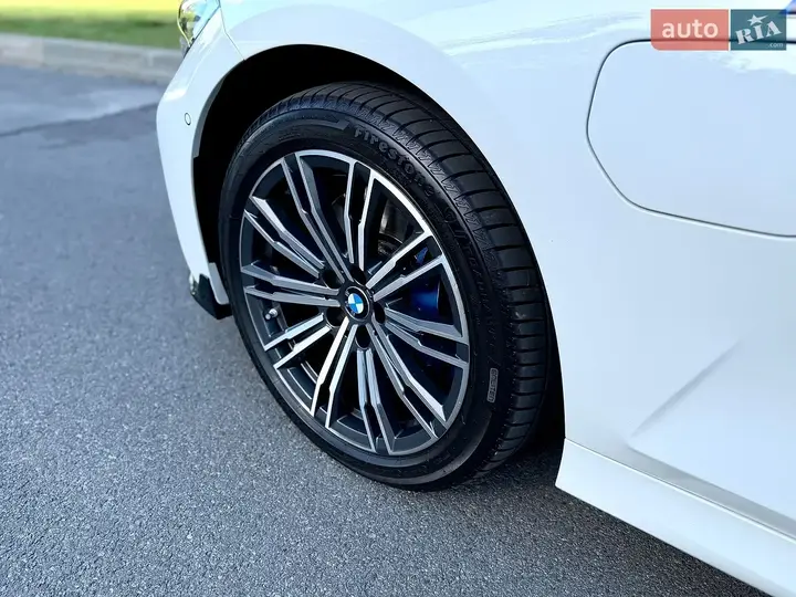 BMW 3 Series 2021 photo 5