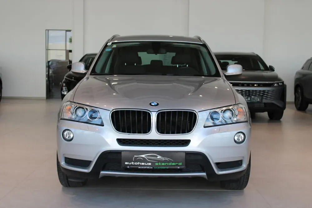 BMW X3 2012 photo 2