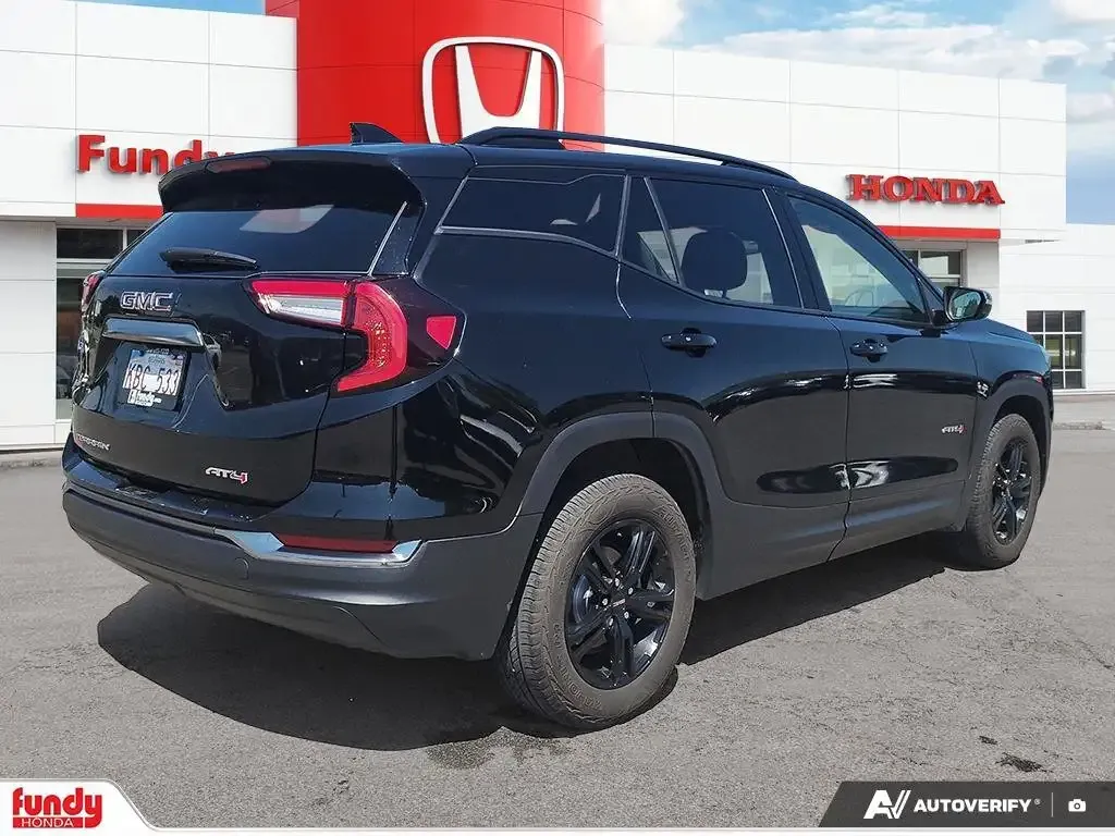 GMC Terrain 2023 photo 5