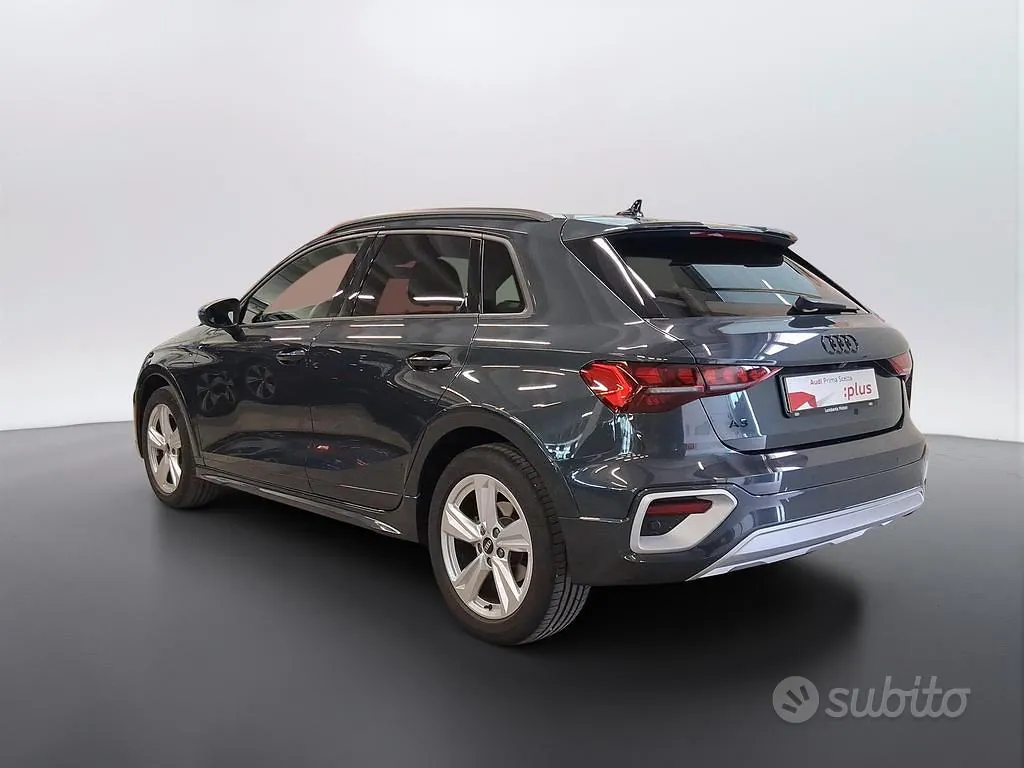 Audi A3 2024 photo 2