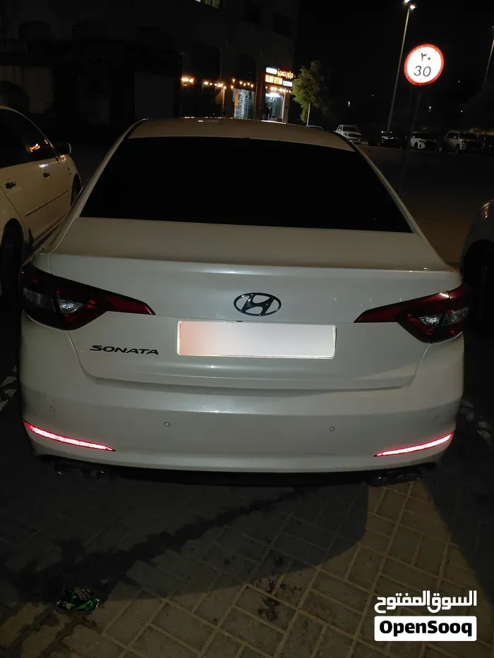 Hyundai Sonata 2015 photo 2