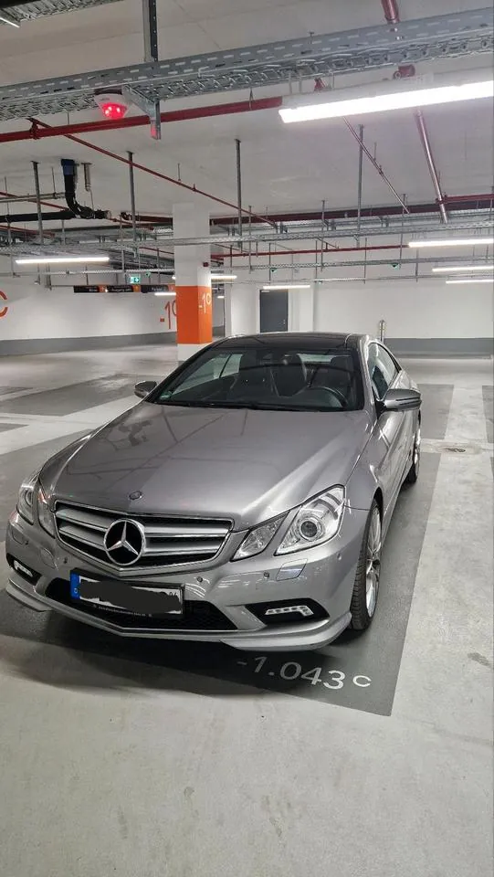 Mercedes-Benz E500