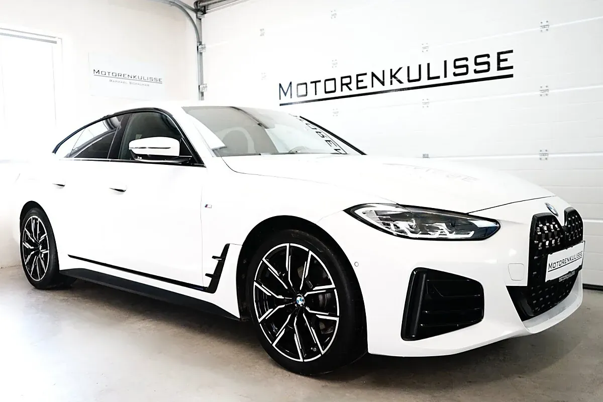 BMW 4 Series 2022 photo 2