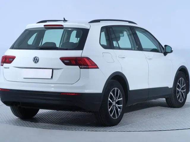 Volkswagen Tiguan 2018 photo 4