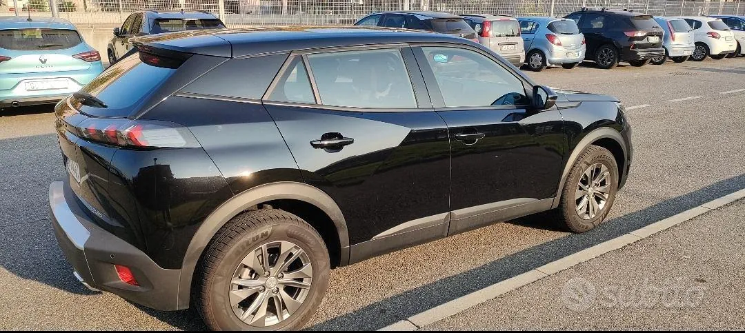 Peugeot 2008 2023 photo 3