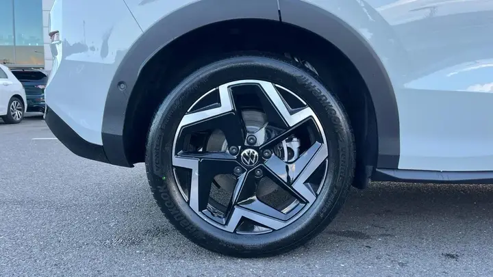Volkswagen T-Roc 2026 photo 5