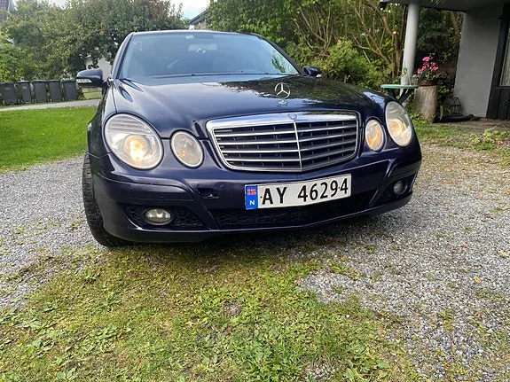 Mercedes-Benz E200 D 2007 photo 2