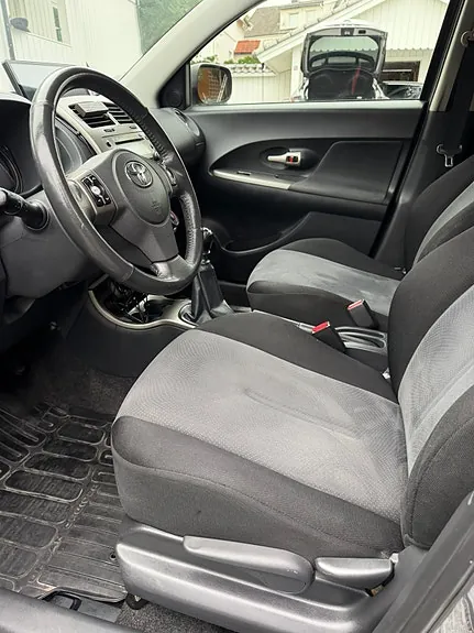 Toyota Urban Cruiser 2011 photo 5